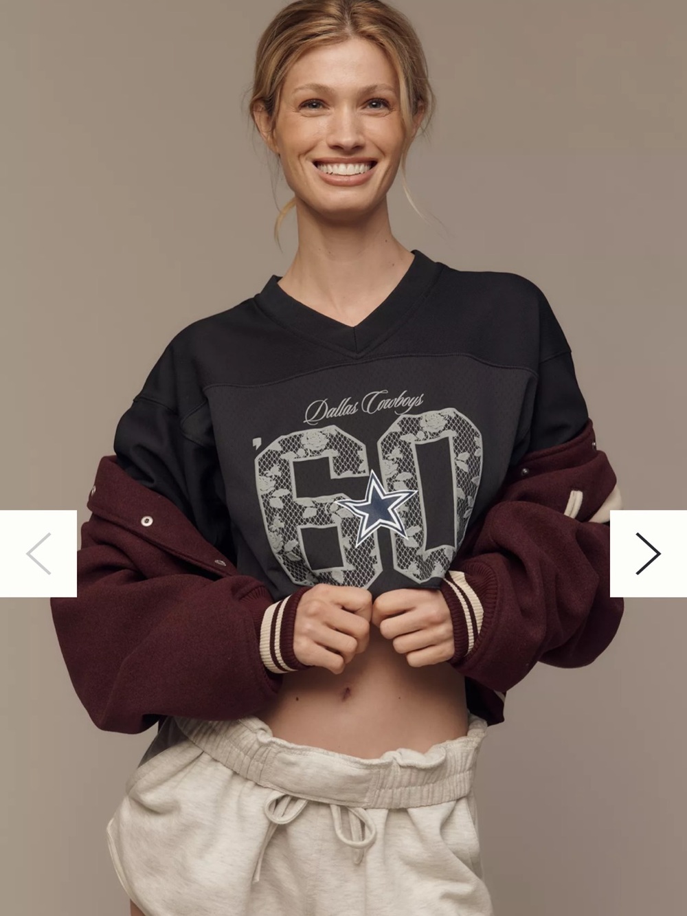 Mitchell & Ness Anthroplogie Dallas Cowboys Black Graphic Cropped Sweatshirt